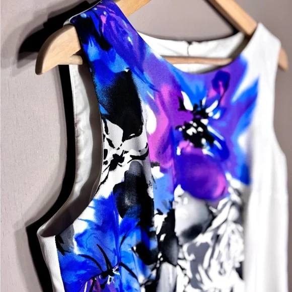 DRESSBARN Vibrant Floral Shift Dress - Picture 2 of 6